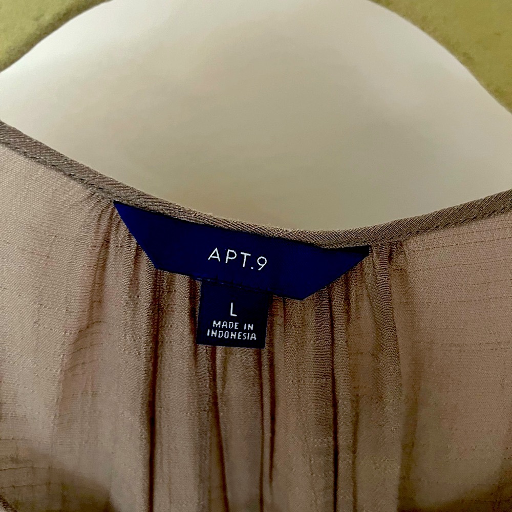 2PC Blouse &  pants Apt.9 - Picture 3 of 6